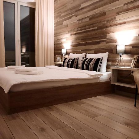 New Grey Residence Apartament เตอร์กู-มูเรช ภายนอก รูปภาพ
