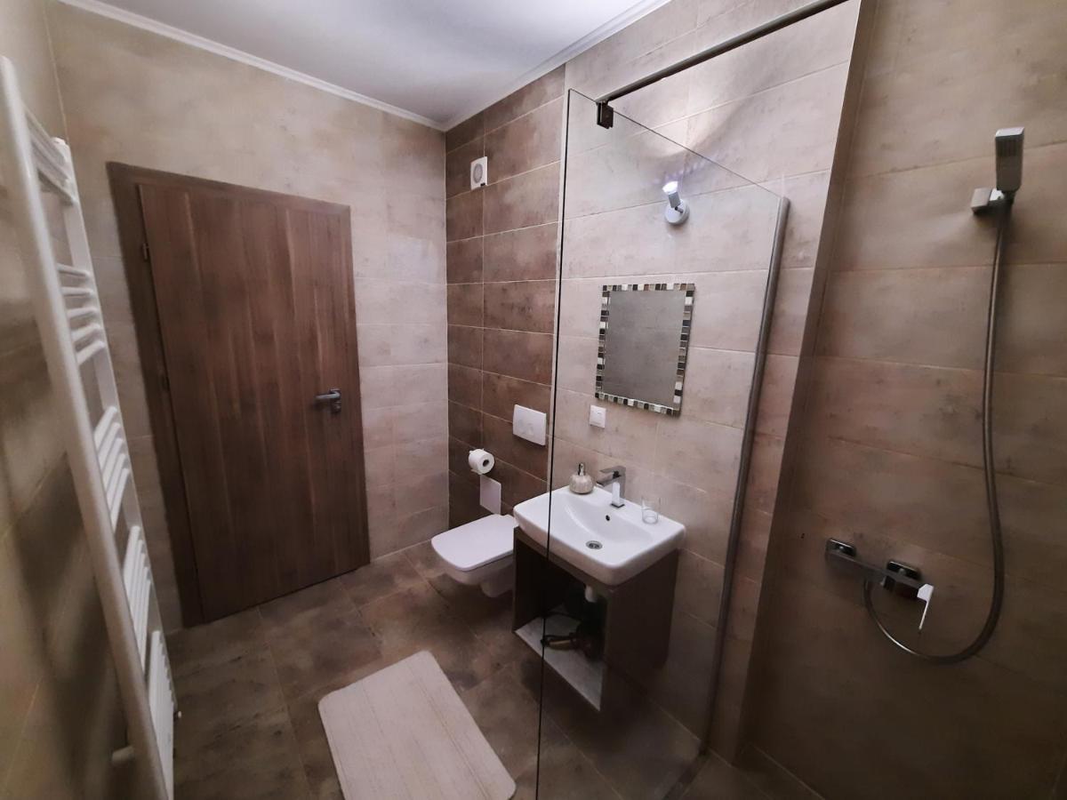 New Grey Residence Apartament เตอร์กู-มูเรช ภายนอก รูปภาพ